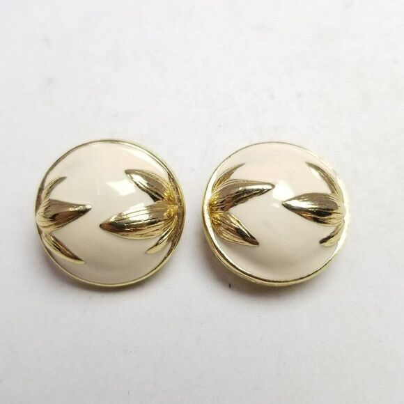 Vintage Cream Enamel and Gold Tone Dome Clip On Earrings, 80s Style, Estate - Picture 6 of 6